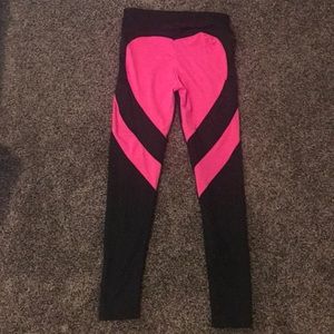 Heart booty leggings